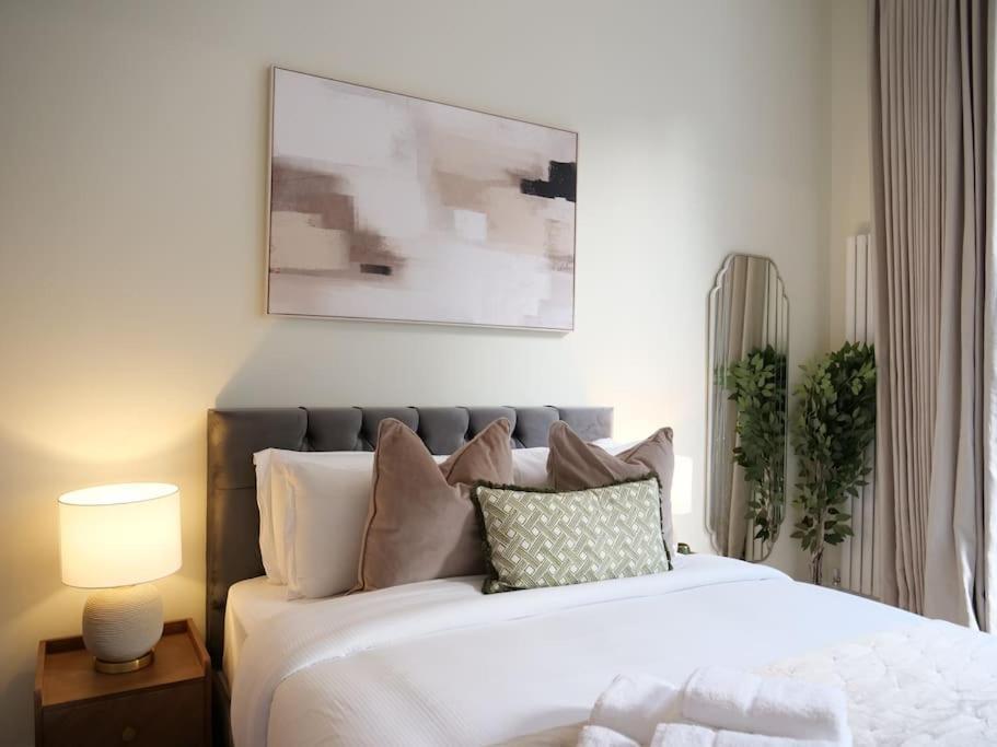 Bright & Stylish In Prime * London